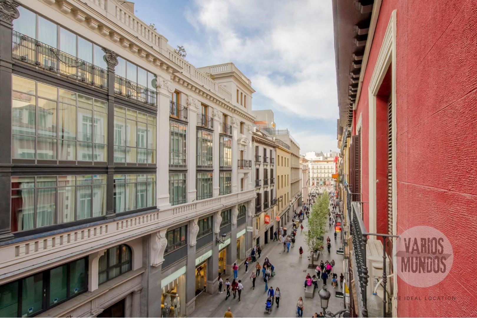 Tu Balcon En Madrid Para 3, Carretas 25 Luaran gambar