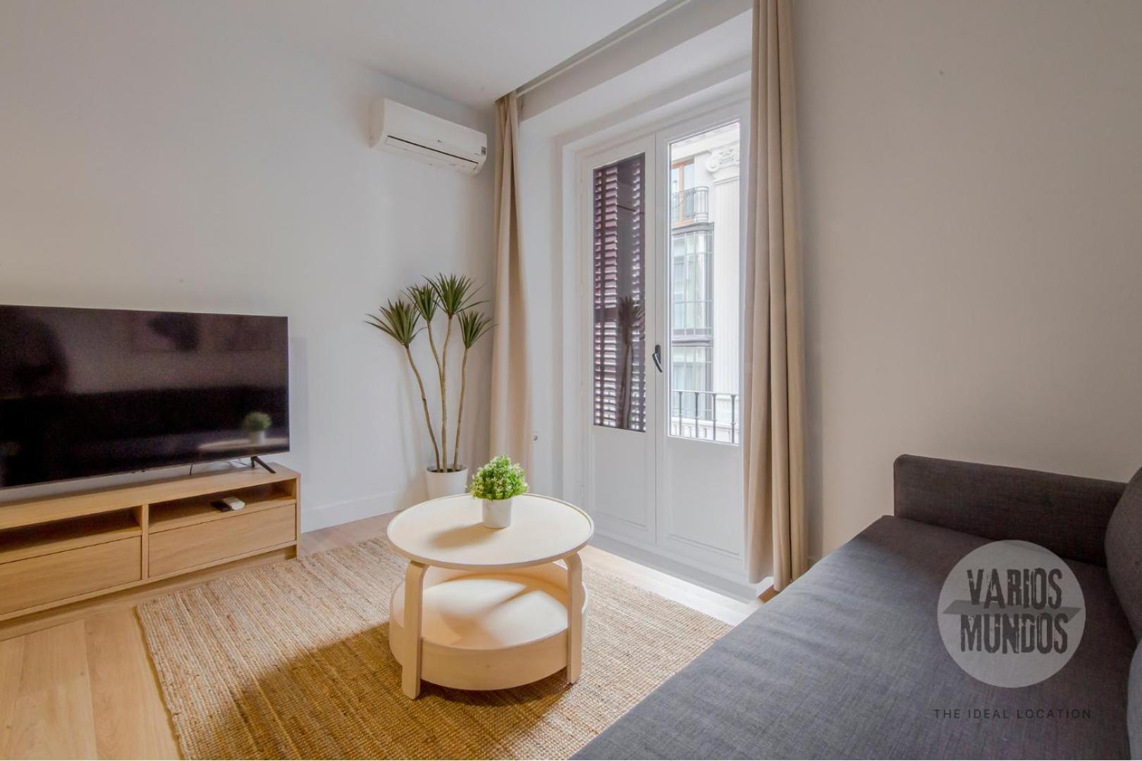 Tu Balcon En Madrid Para 3, Carretas 25 Luaran gambar