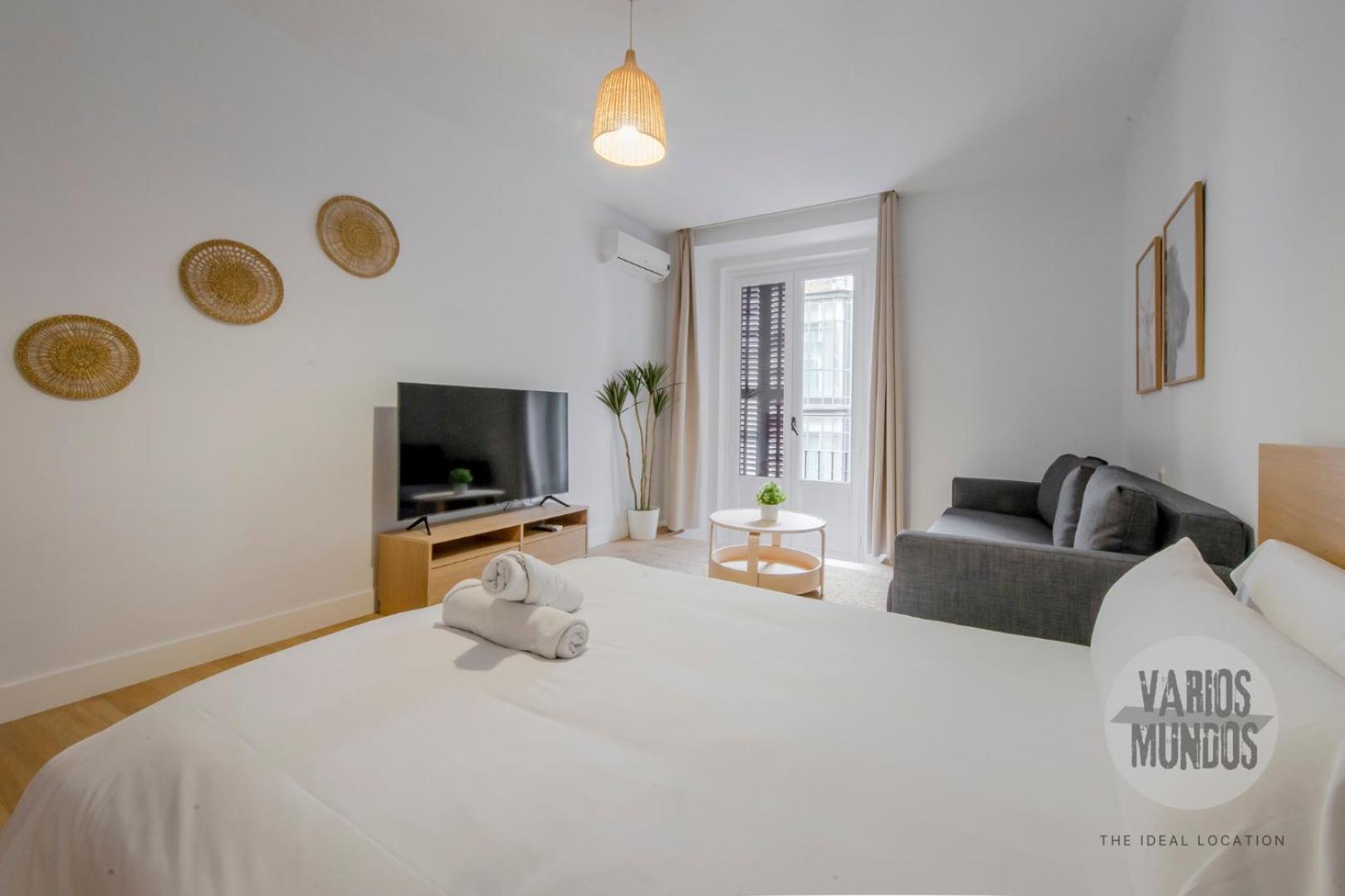 Tu Balcon En Madrid Para 3, Carretas 25 Luaran gambar