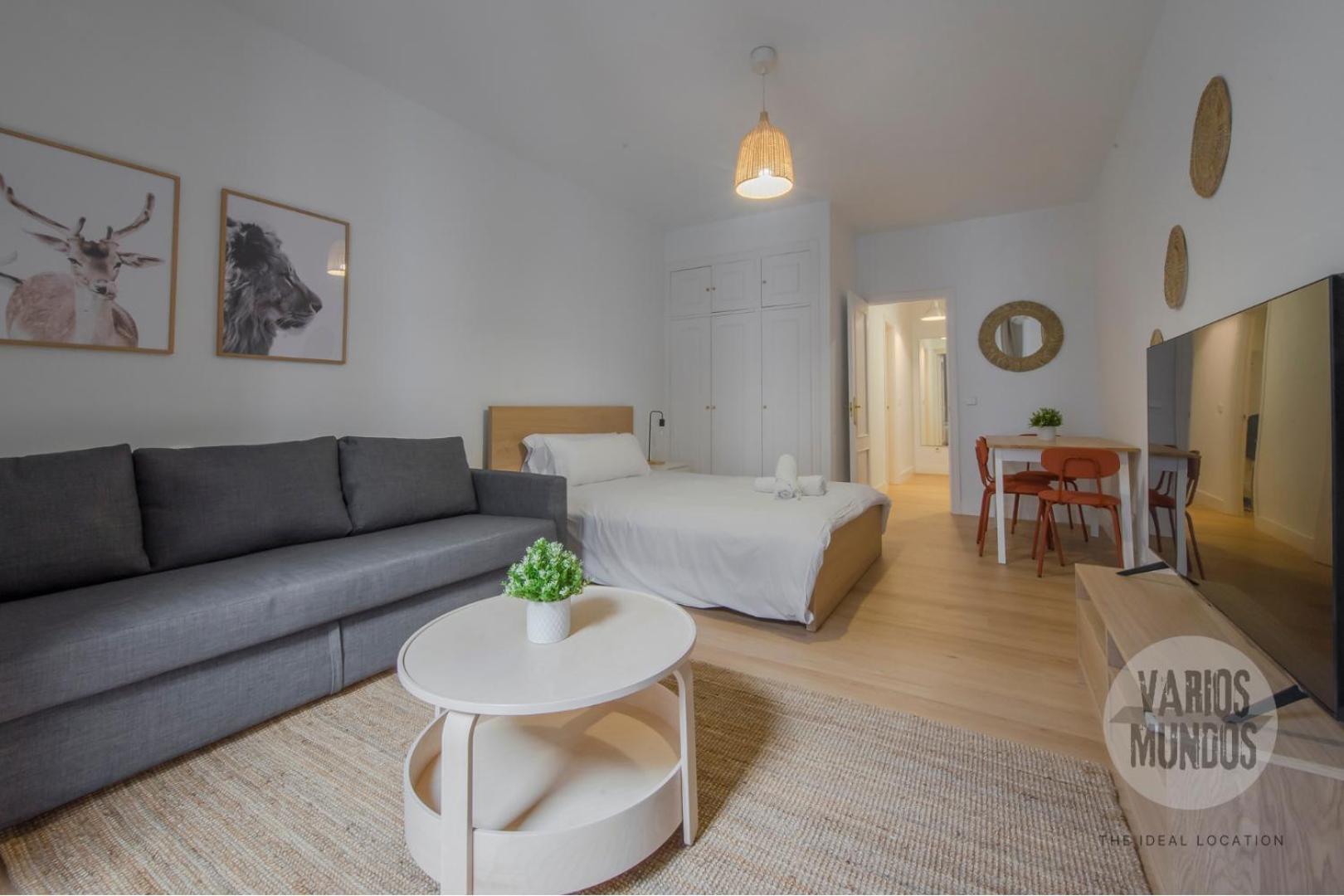 Tu Balcon En Madrid Para 3, Carretas 25 Luaran gambar